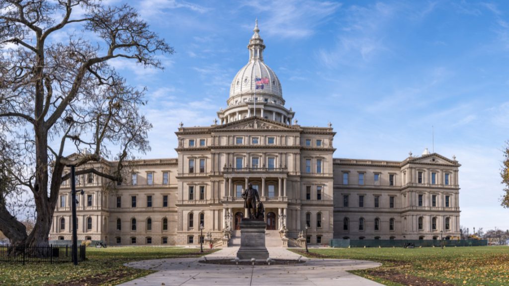 Image of the capitol building in Lansing, State of the State