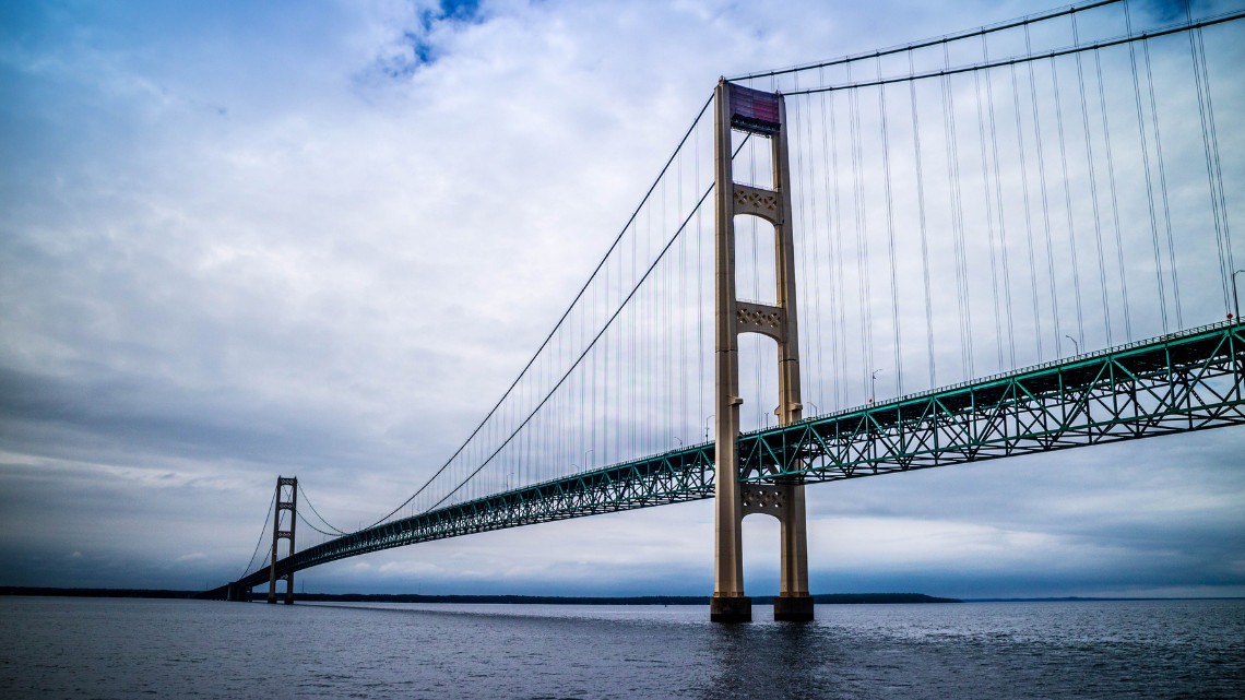 Image of the mackinac bridge for story on Line 5