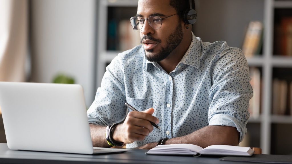 placeholder image for webinar on contracting