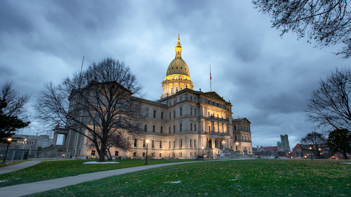 Photo of Capitol building for an article on new legislation supporting small business.